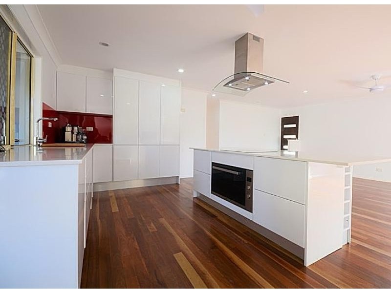 6 Island Street SAUNDERS BEACH 4818, Saunders Beach QLD 4818