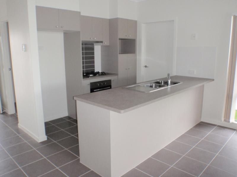 63 Derwent  Circuit KELSO 4815, Kelso QLD 4815