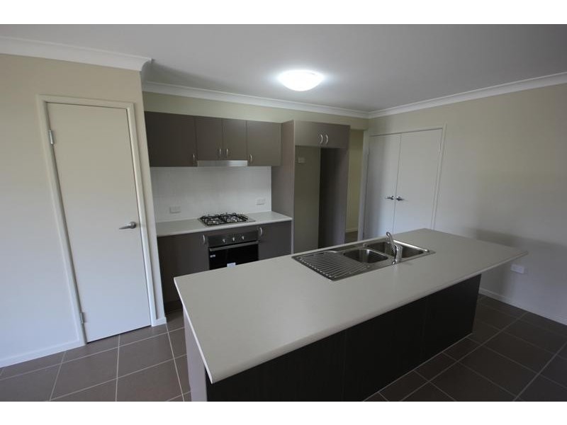 60 Blue Wren Drive KELSO 4815, Kelso QLD 4815