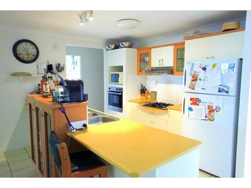 6 Concord Crescent, Kirwan QLD 4817