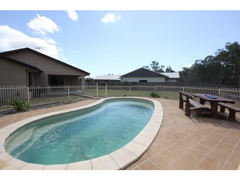 30 Kinnardy  Street BURDELL 4818, Burdell QLD 4818