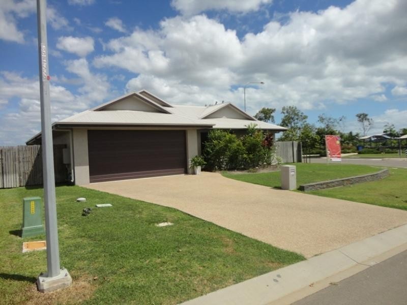 38  Bookara Gum Crescent MOUNT LOW 4818, Mount Low QLD 4818