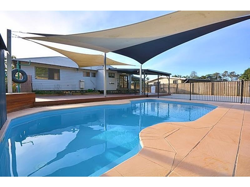 6 Island Street SAUNDERS BEACH 4818, Saunders Beach QLD 4818