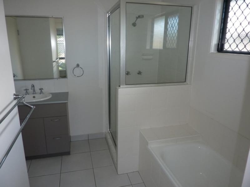 5 Shoveler Court CONDON 4815, Condon QLD 4815