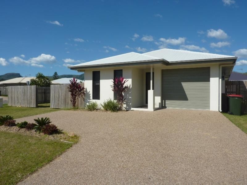 1 Yarra Crescent KELSO 4815, Kelso QLD 4815