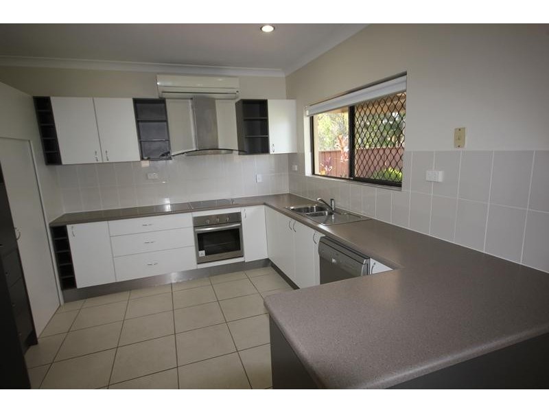 9 Honeysuckle Drive ANNANDALE 4814, Annandale QLD 4814