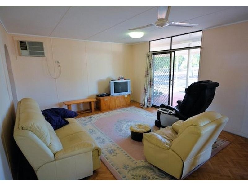 11 Heferen Crescent, Black River QLD 4818