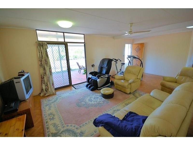 11 Heferen Crescent, Black River QLD 4818