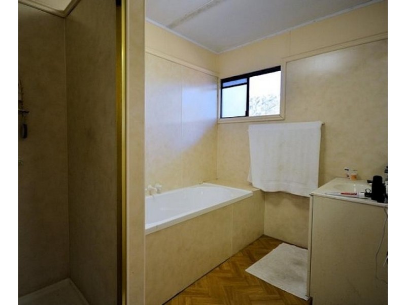 11 Heferen Crescent, Black River QLD 4818