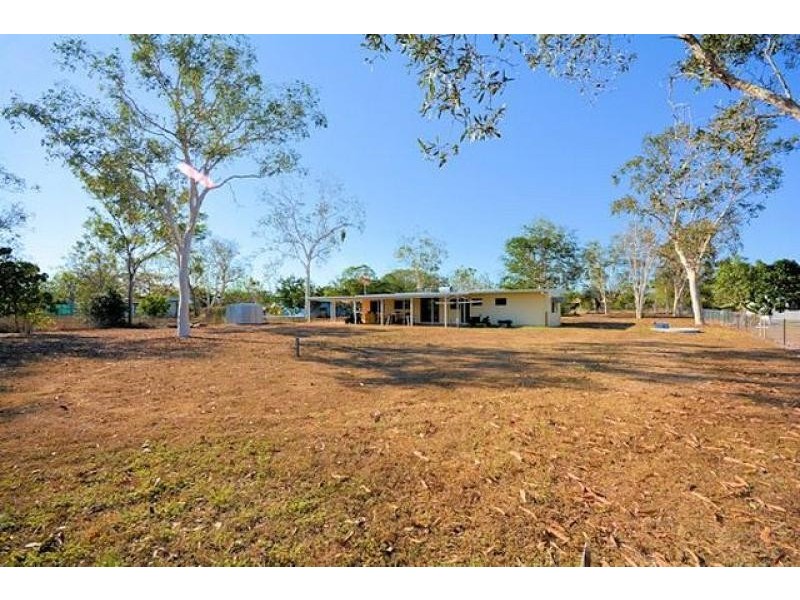 11 Heferen Crescent, Black River QLD 4818