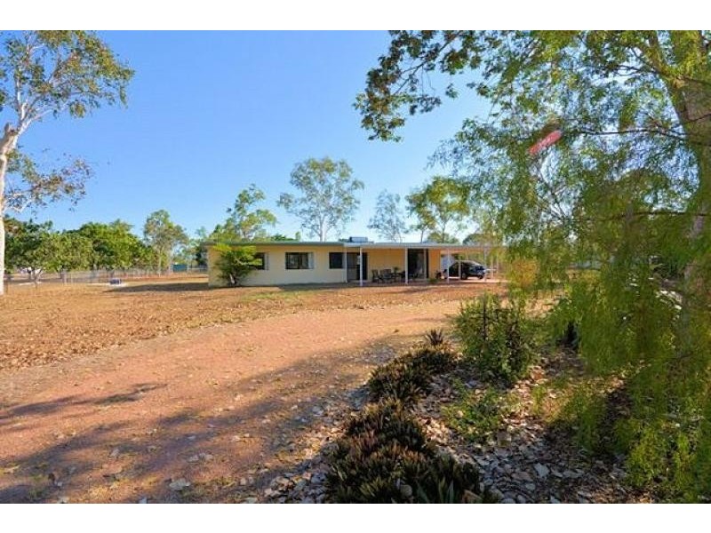 11 Heferen Crescent, Black River QLD 4818