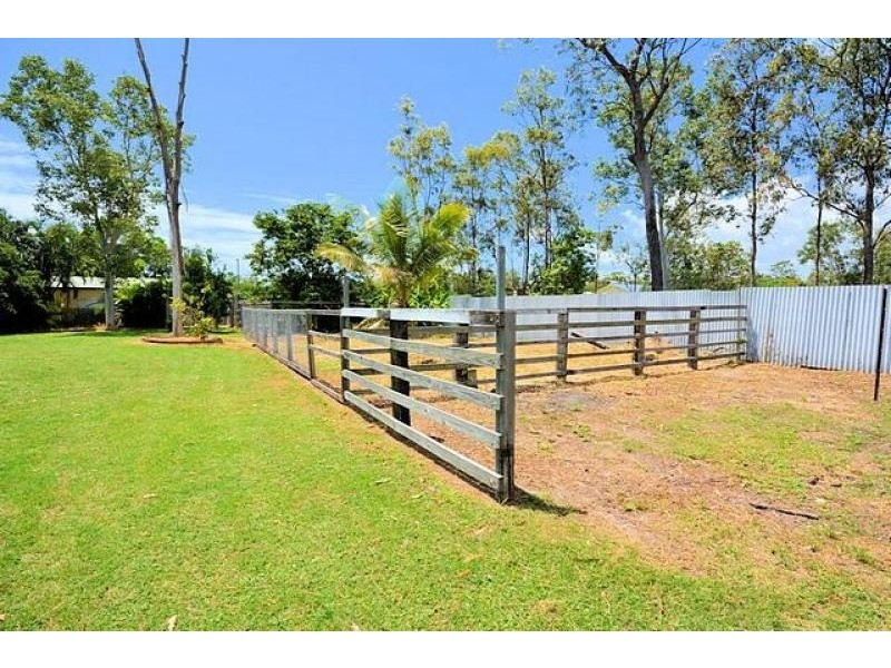 32 Salamander Street, Bluewater QLD 4818