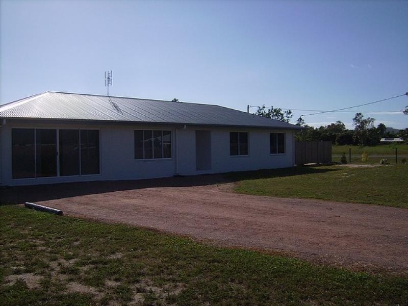 80 Mawson Street, Bluewater QLD 4818