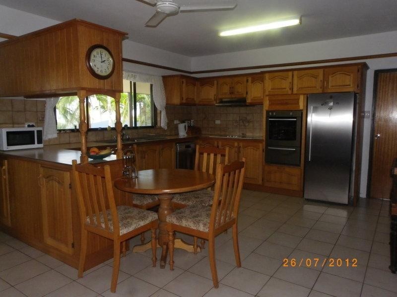 124 Probert  Road, Bambaroo QLD 4850