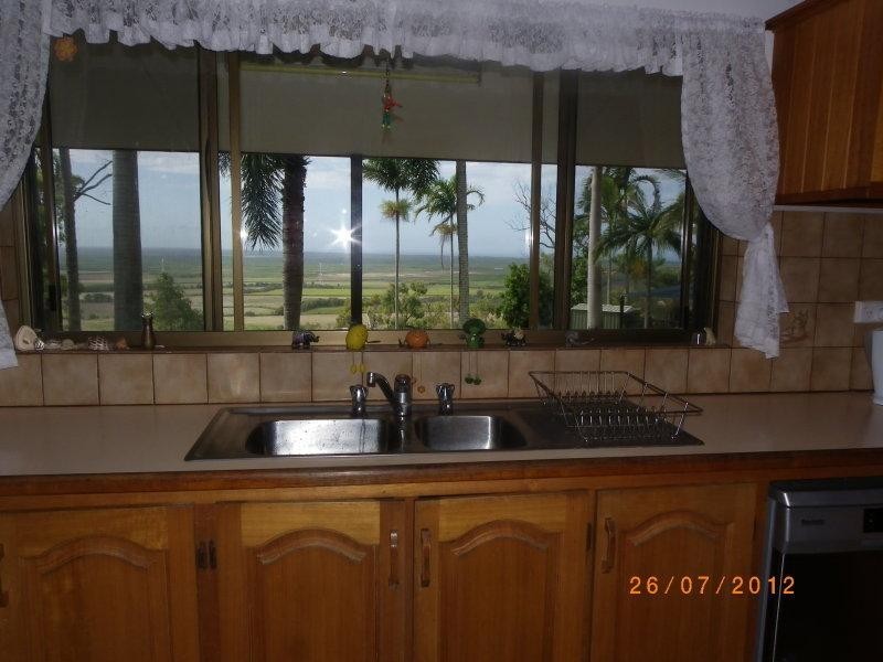 124 Probert  Road, Bambaroo QLD 4850