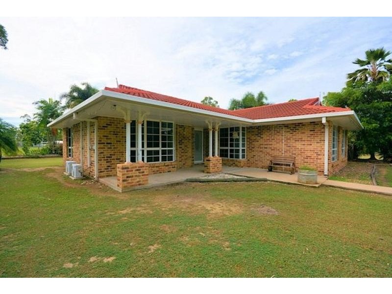 35 Toolakea Beach Road, Bluewater QLD 4818