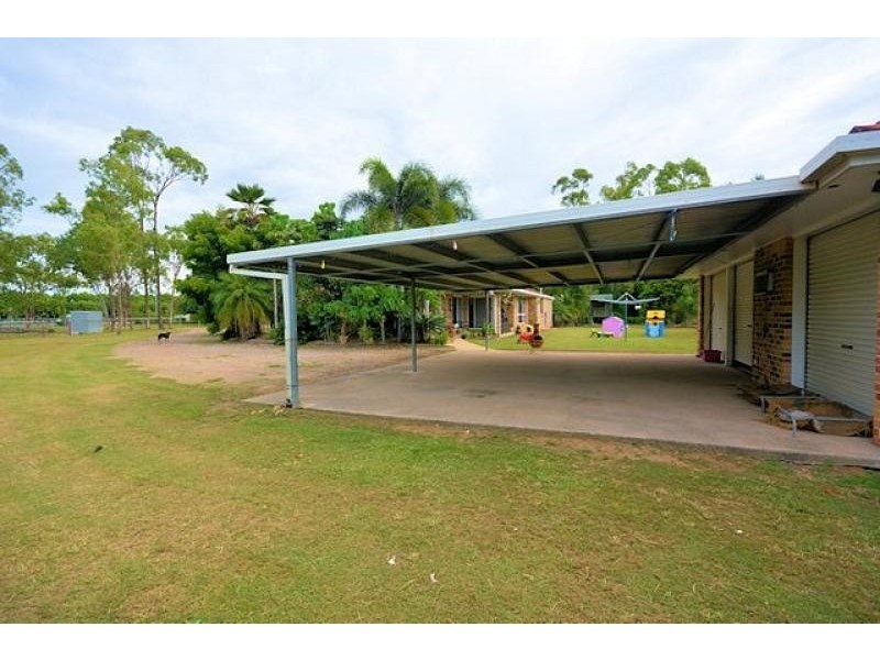 35 Toolakea Beach Road, Bluewater QLD 4818