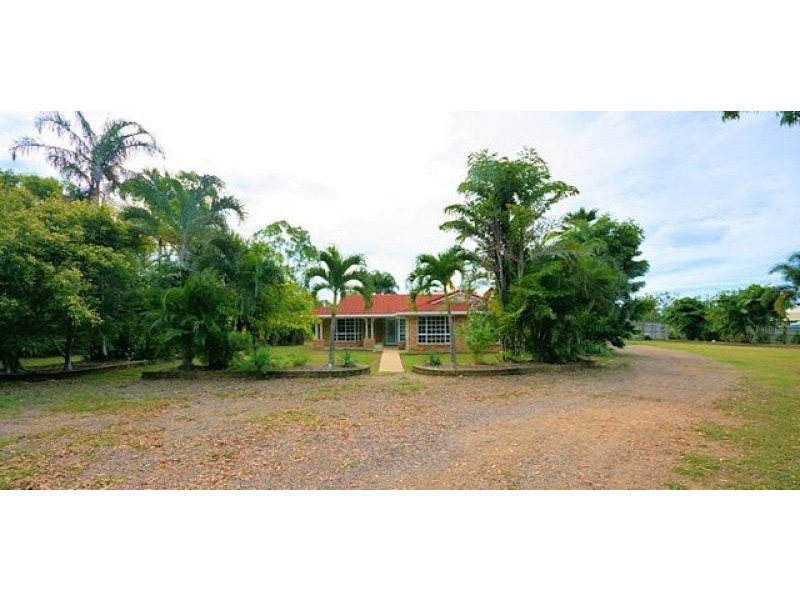 35 Toolakea Beach Road, Bluewater QLD 4818