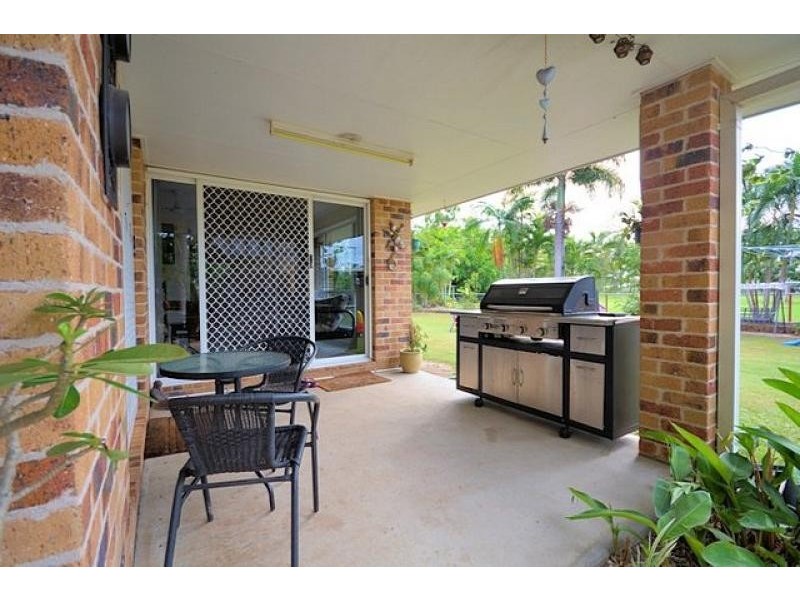 35 Toolakea Beach Road, Bluewater QLD 4818