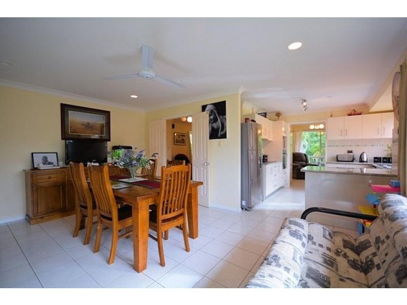 35 Toolakea Beach Road, Bluewater QLD 4818