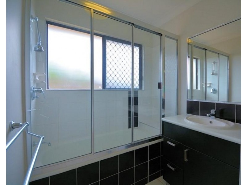 22 Aintree Avenue, Mount Low QLD 4818