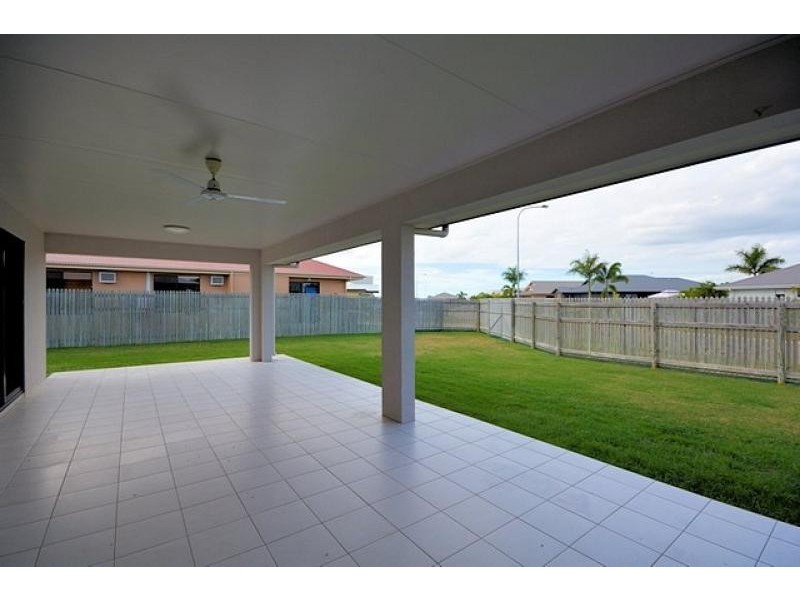 22 Aintree Avenue, Mount Low QLD 4818