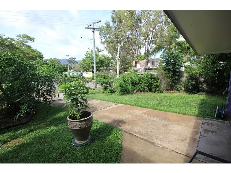 15 Aloomba  Crescent CRANBROOK 4814, Cranbrook QLD 4814