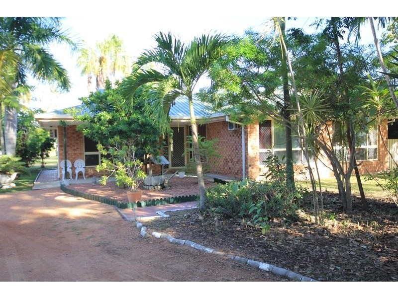 2 Grey Boots Circle, Kelso QLD 4815