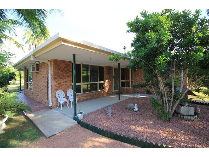 2 Grey Boots Circle, Kelso QLD 4815