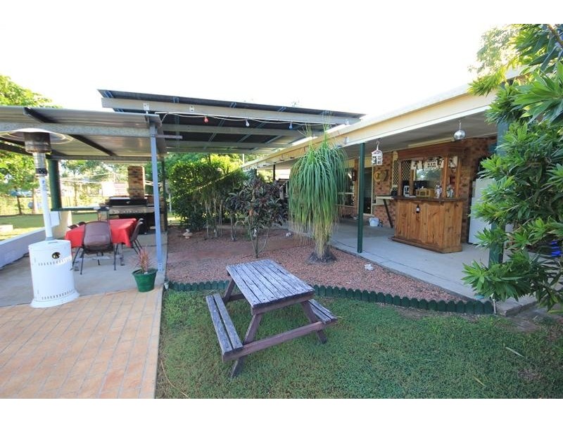 2 Grey Boots Circle, Kelso QLD 4815