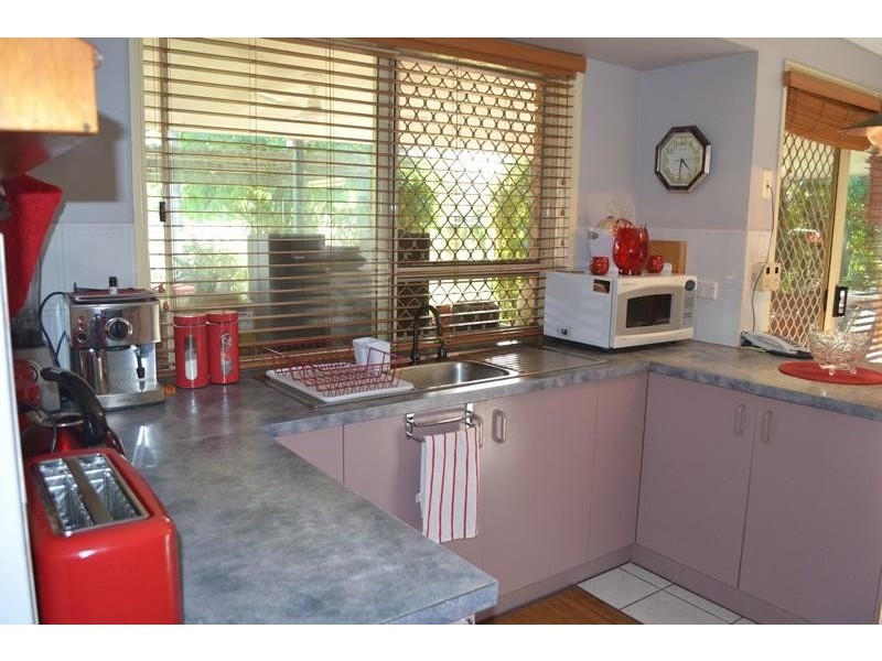 2 Grey Boots Circle, Kelso QLD 4815