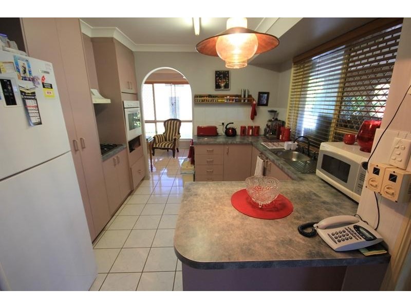 2 Grey Boots Circle, Kelso QLD 4815