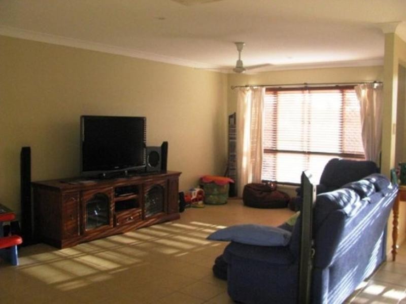 2 Chaimberlane Place, Kirwan QLD 4817