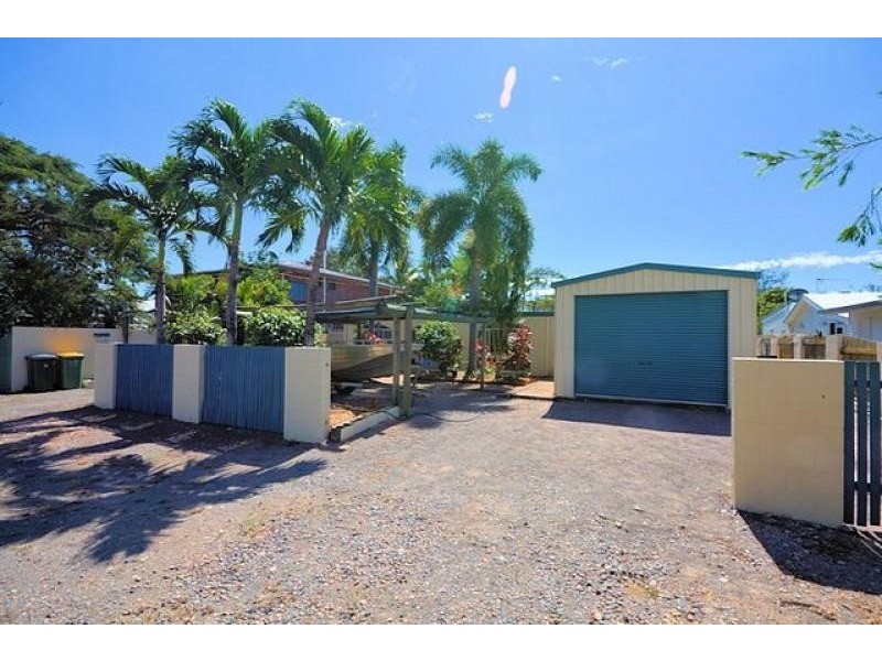 12 The Esplanade, Toolakea QLD 4818