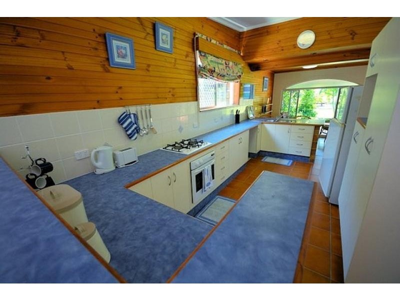 12 The Esplanade, Toolakea QLD 4818