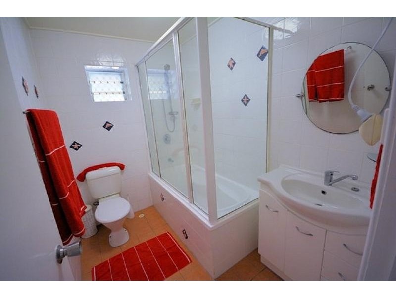 12 The Esplanade, Toolakea QLD 4818