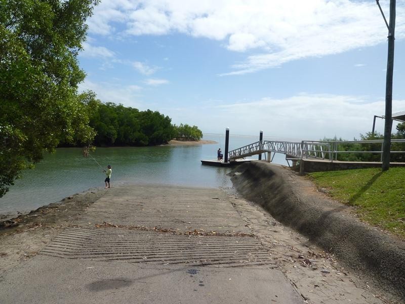 183 Balgal Beach  Road, Balgal Beach QLD 4816