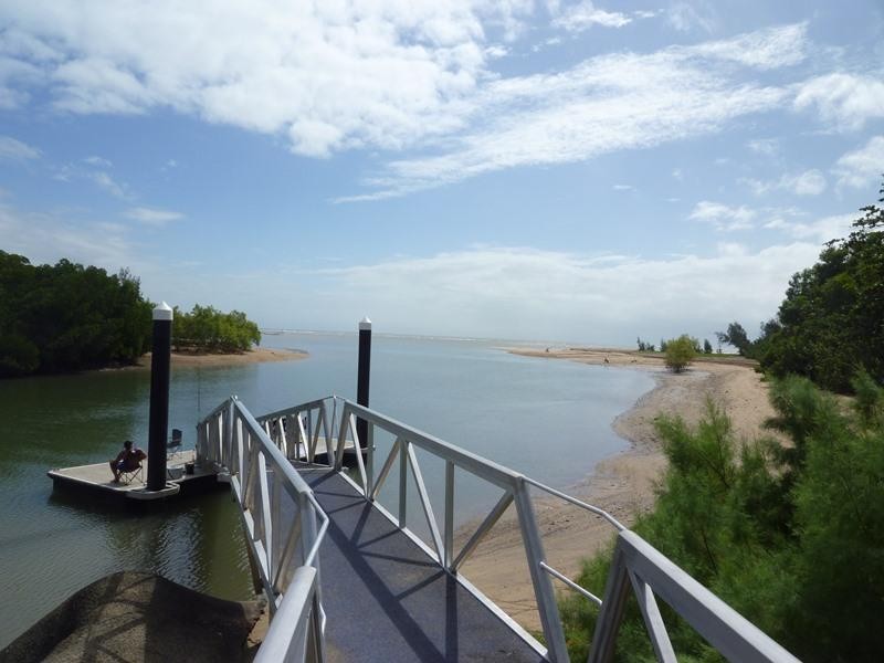 183 Balgal Beach  Road, Balgal Beach QLD 4816