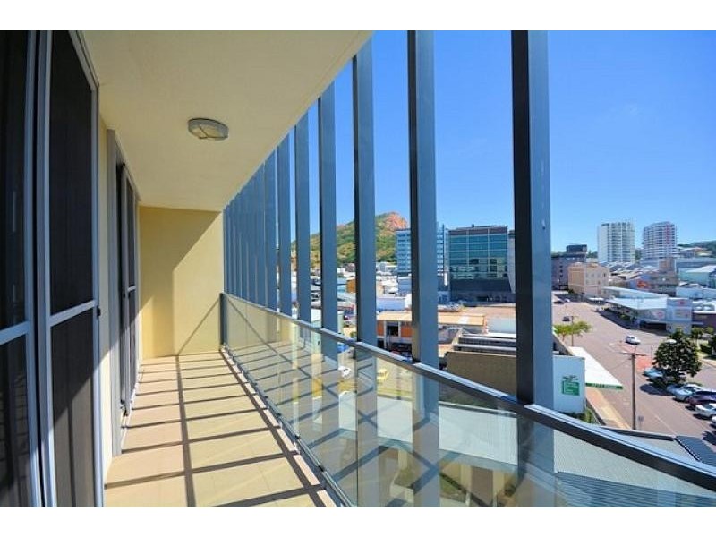 UNIT 36 8 to 32 Stanley  Street, Townsville City QLD 4810