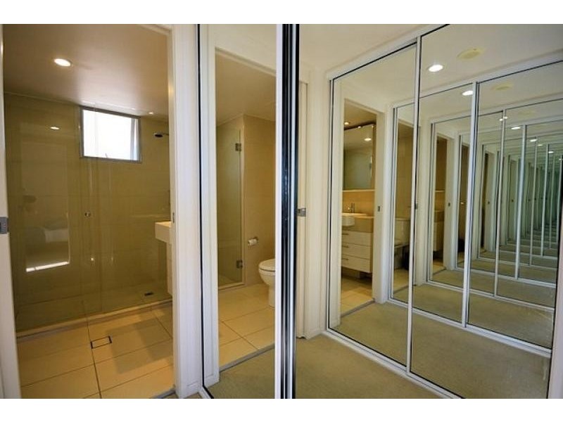 UNIT 36 8 to 32 Stanley  Street, Townsville City QLD 4810
