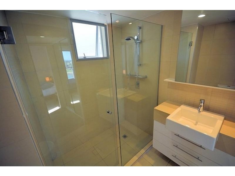 UNIT 36 8 to 32 Stanley  Street, Townsville City QLD 4810