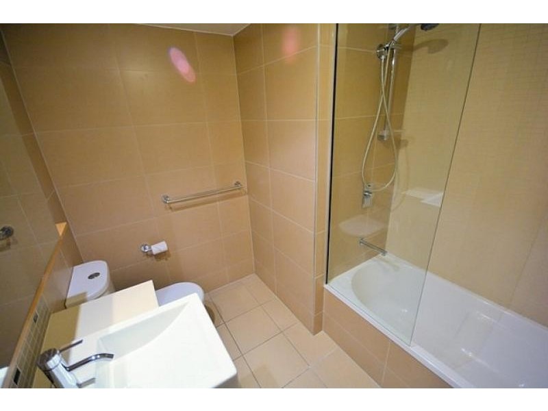 UNIT 36 8 to 32 Stanley  Street, Townsville City QLD 4810