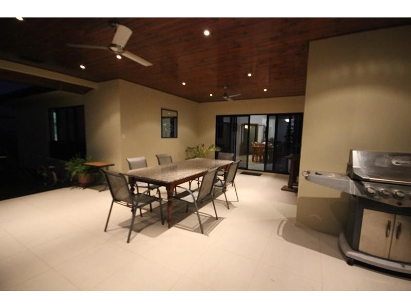 30 Shoalmarra Drive, Mount Low QLD 4818