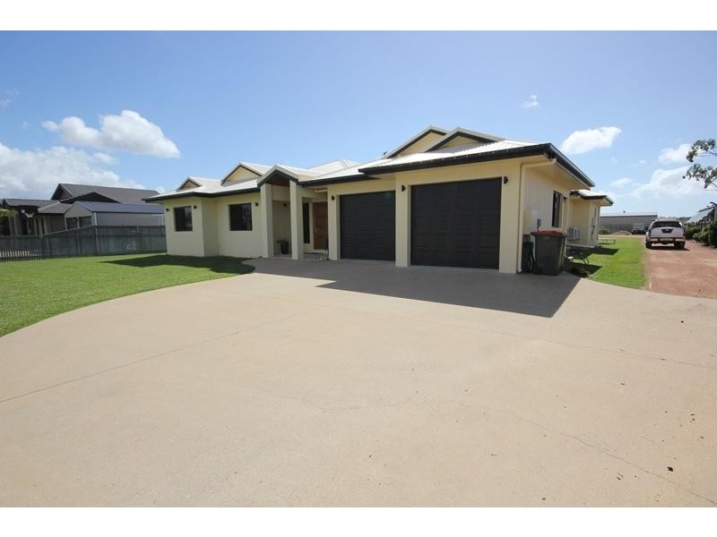 30 Shoalmarra Drive, Mount Low QLD 4818