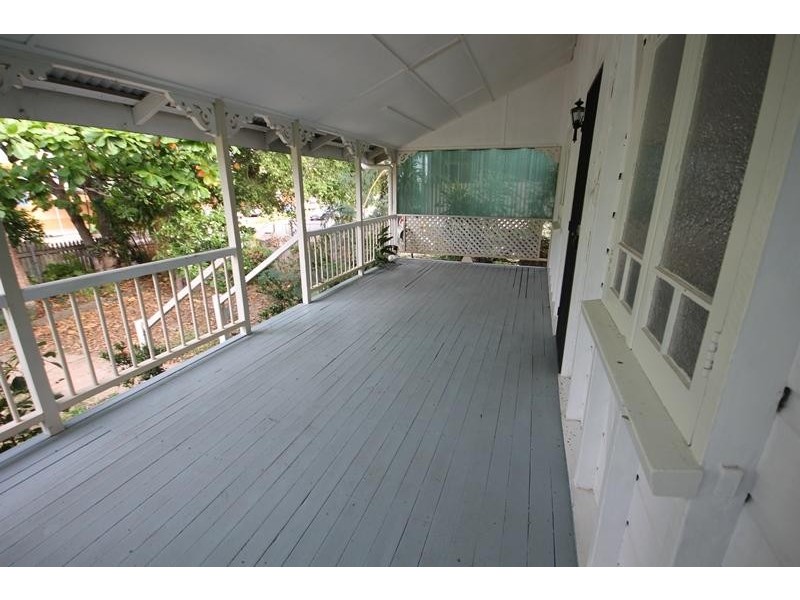 33 Mitchell Street, North Ward QLD 4810