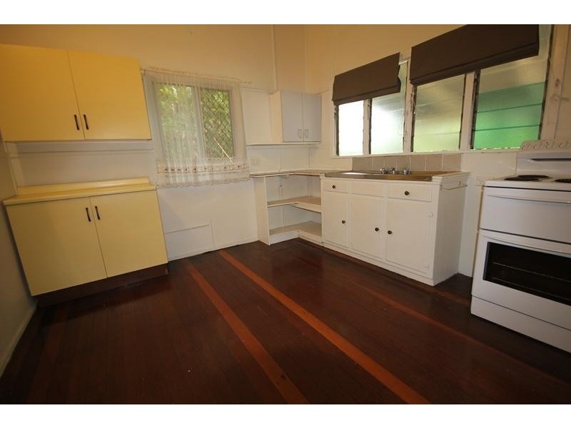 33 Mitchell Street, North Ward QLD 4810