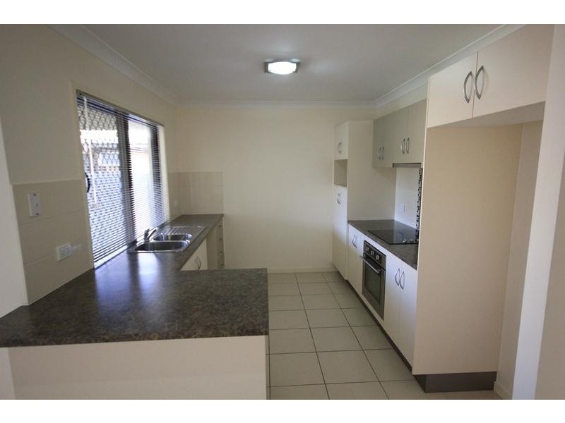 52 Kroymans  Drive MOUNT LOUISA 4814, Mount Louisa QLD 4814