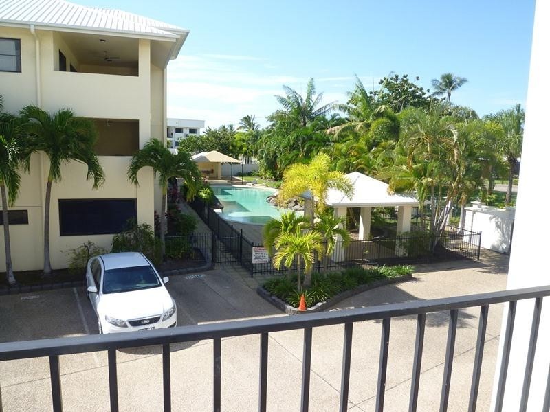 36/18 Sir Leslie Thiess Drive, Townsville City QLD 4810