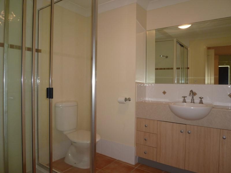 36/18 Sir Leslie Thiess Drive, Townsville City QLD 4810