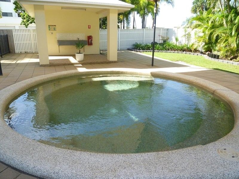 36/18 Sir Leslie Thiess Drive, Townsville City QLD 4810